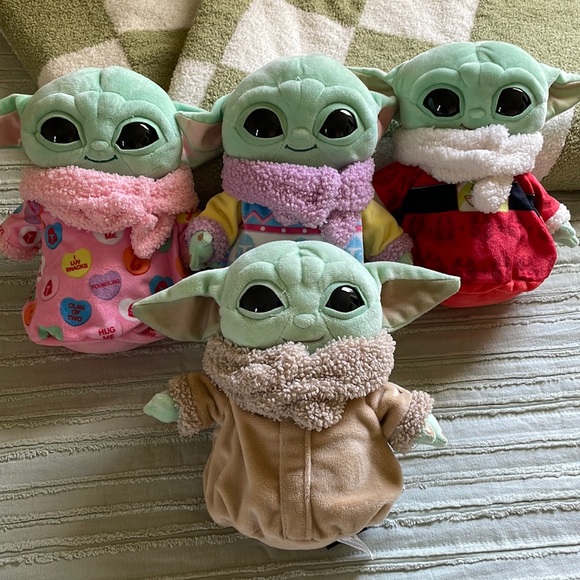 Baby Yoda “Grogu” Plush Set of 4 - Picture 1 of 5